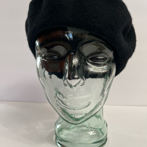 Vintage ~100% Wool Betmar Beret - Picture 2 of 7